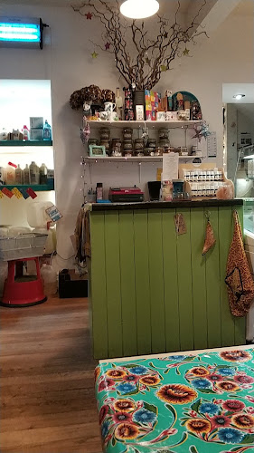 Plumvanilla Cafe — Narberth