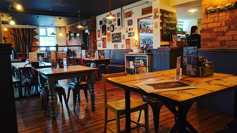 Podge & Tin Eatery