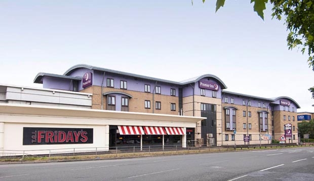 Premier Inn Leeds City Centre (Wellington Street) hotel