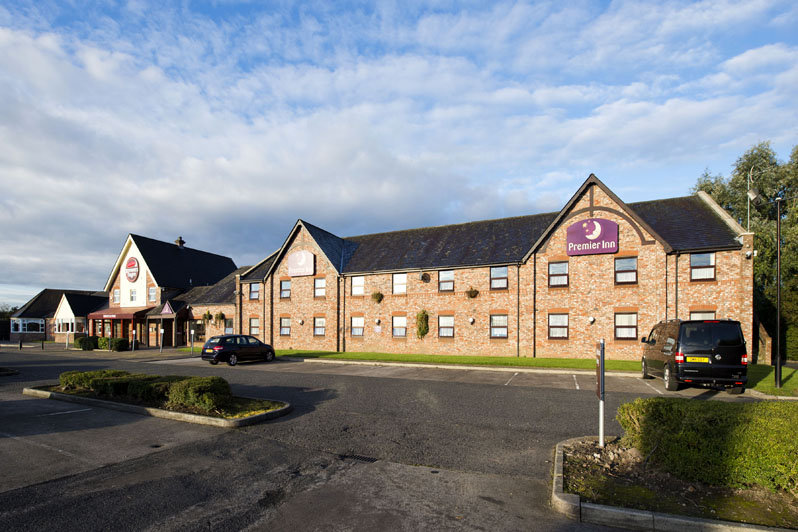Premier Inn Wigan (M6, J25) hotel