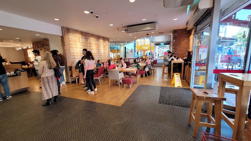 Pret A Manger - The Oracle