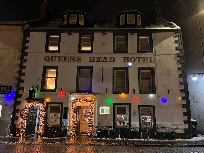 Queens Head Hotel