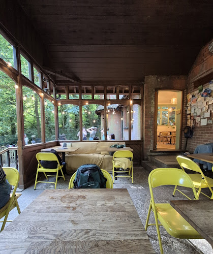 Queen's Wood Cafe