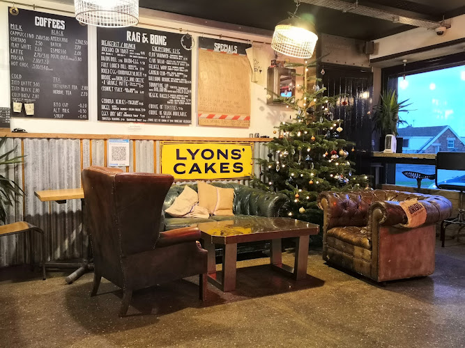 Rag and Bone Cafe