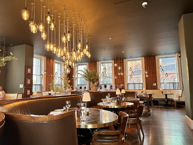 RAILS Restaurant & Little Bar