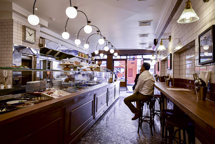 Reubens Deli & Restaurant — London