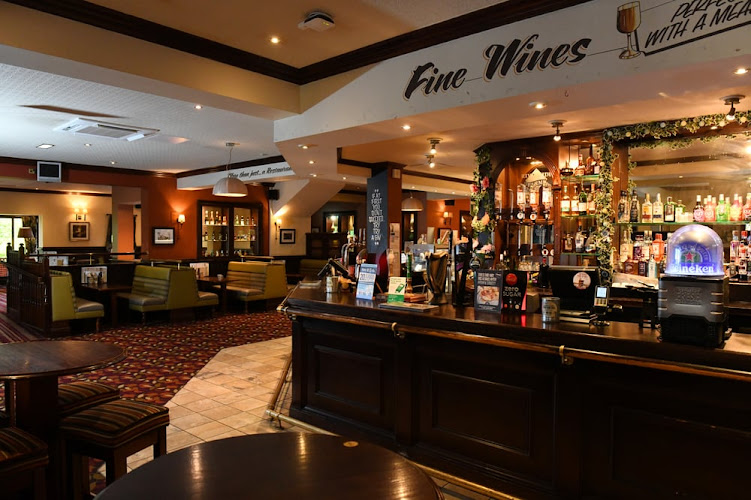 Riverside Farm - Farmhouse Inns
