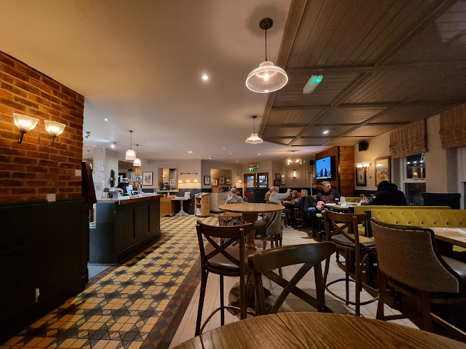 Riverside Inn