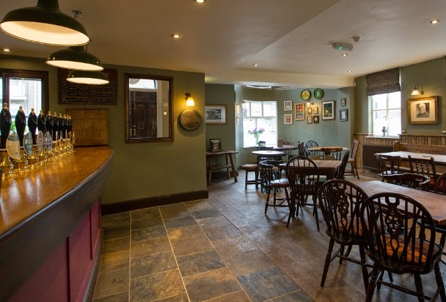 Robin Hood and Little John — Nottingham