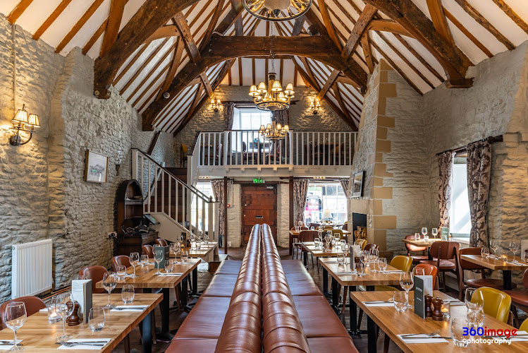 Roost Restaurant & Bar — Malmesbury