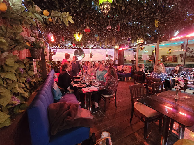 ROOTS RESTAURANT — London