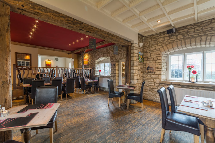 Rose & Crown Farmhouse Kitchen