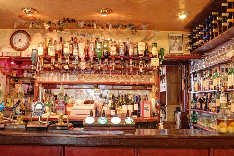 Rose & Crown PH
