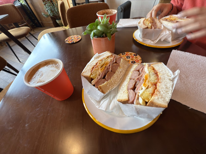 Sabins sandwich shop — Leamington Spa