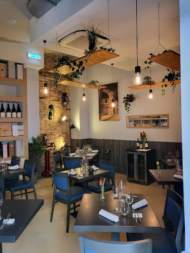 Satyrio- Italian Restaurant & Wine Merchants