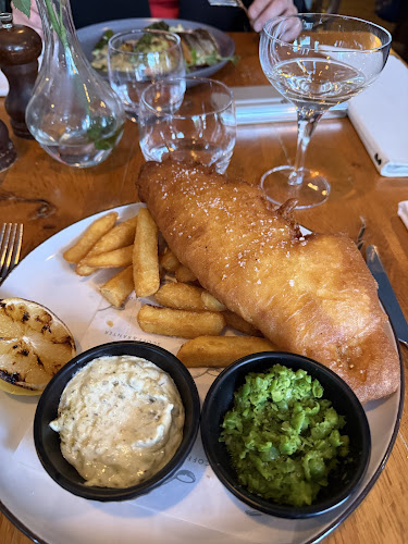 Scoff & Banter Kensington