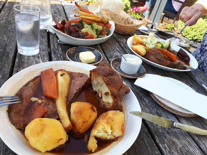 Six Bells — Bourne