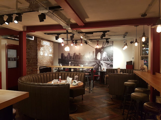 Smashburger — Brighton