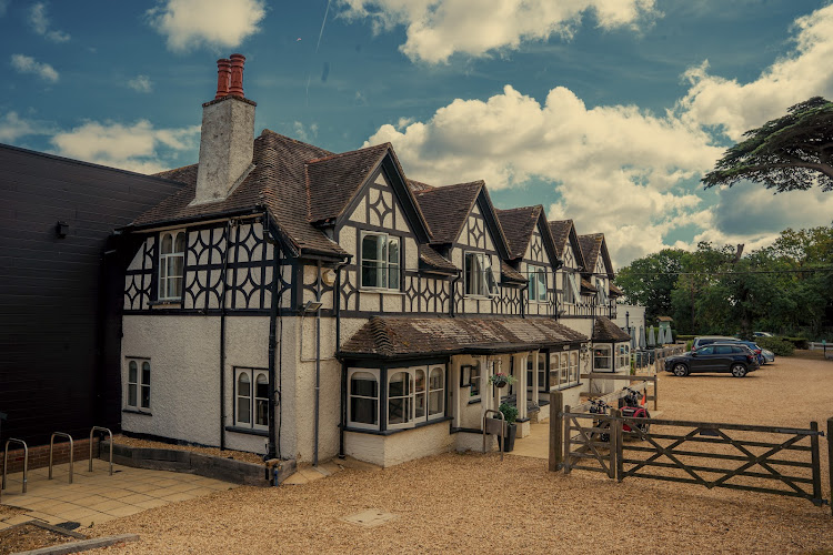 South Lawn Hotel