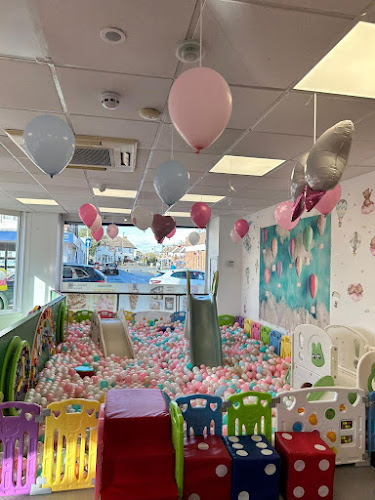 Stop and Play softplay — Addlestone