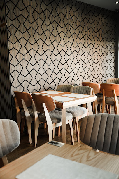 Strange Restaurant