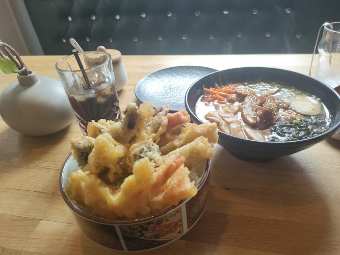 Sushi & bowl