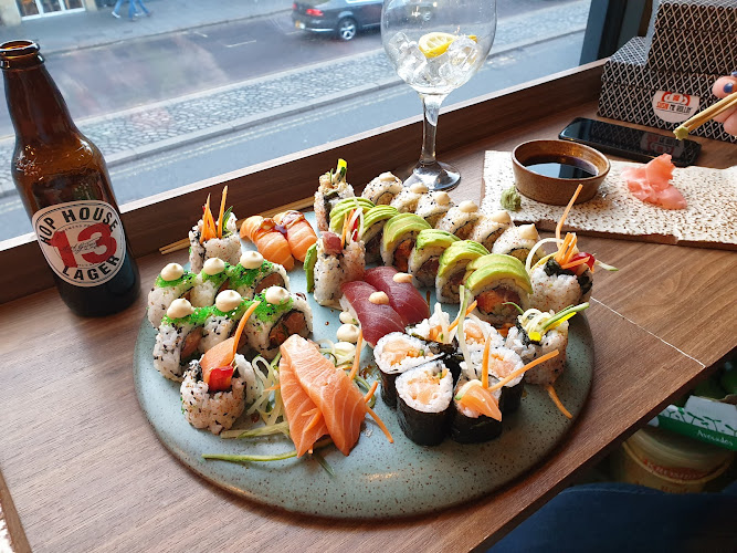 Sushi Me Rollin'