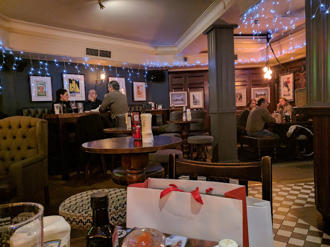 Tattersalls Tavern