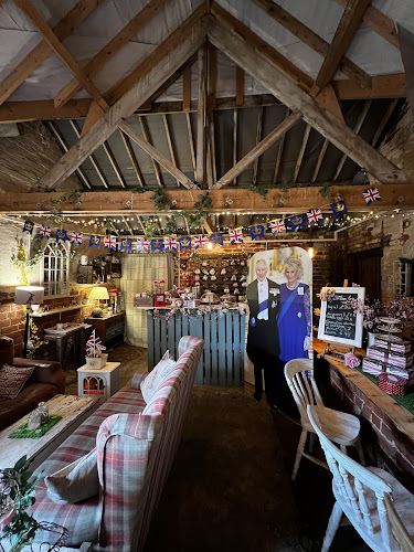 Tea at lil Maggies & The Secret Barn — Newark