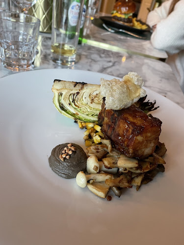 Ten Tables Restaurant