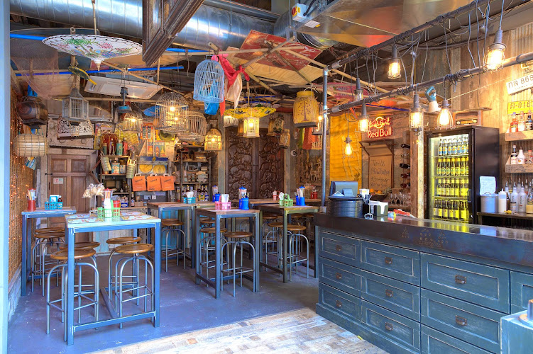 Thaikhun — Manchester