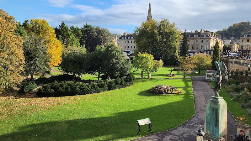 The Apple Tree — Bath