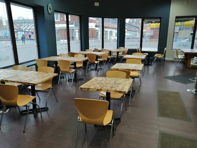 The Avenues Café
