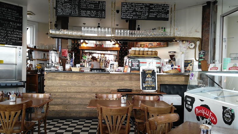 The Bandstand Cafe Bistro
