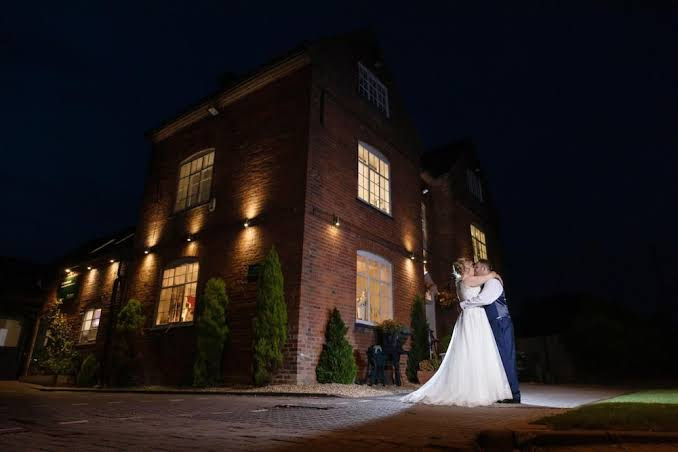 The Barns Hotel