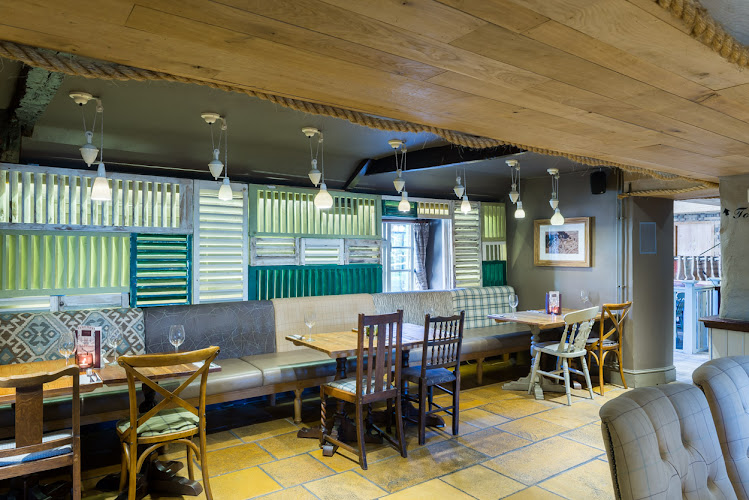 The Bathpool Inn — Taunton
