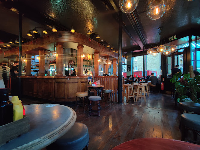 The Birdcage — London