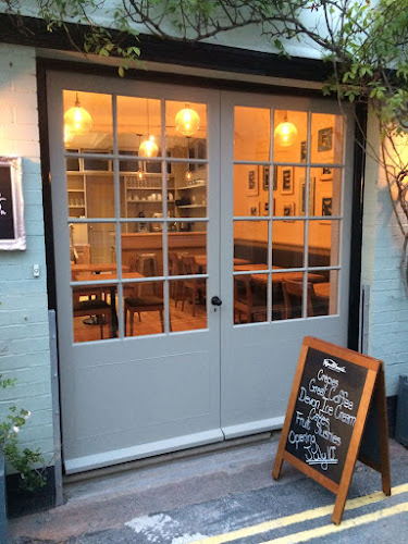 The Boathouse Café