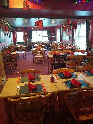 The Brondanw Arms Y Ring