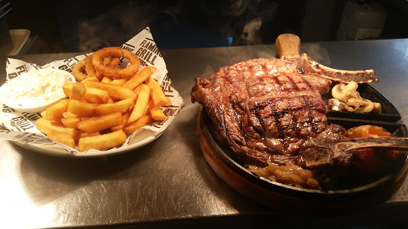 The Bull — Greenhithe