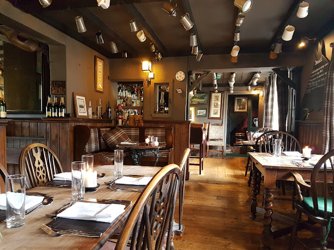 The Chestnut Horse — Winchester