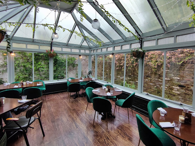 The Clifton NW8