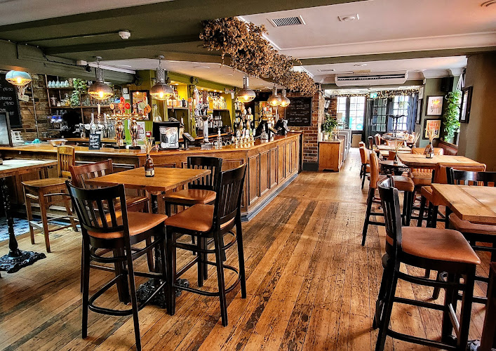 The Crown & Anchor — London