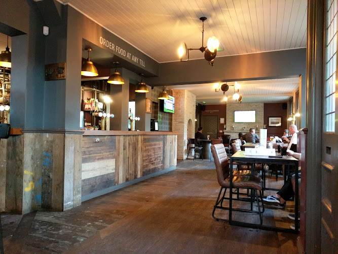 The Crown Caversham — Reading