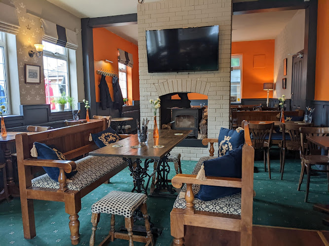 The Crown Inn, Trunch