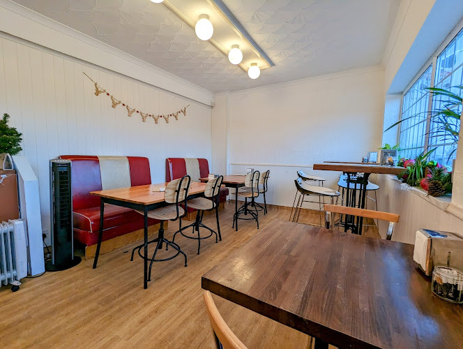 The Dandy Highwayman Coffee Shop — Calne