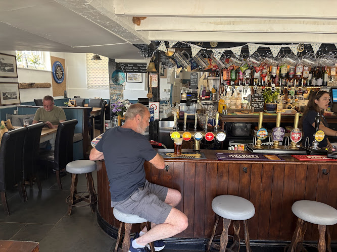 The Dolphin Inn, Newton Ferrers — Plymouth