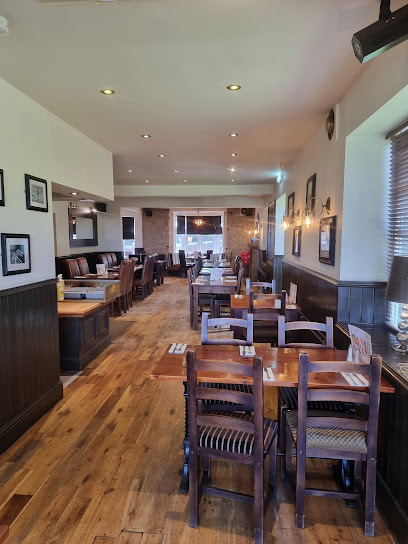 The Elm Tree @ Heath