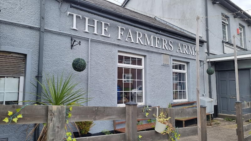 The Farmers Arms — Tredegar