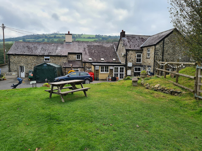 The Forest Arms Pub, Restaurant & Rooms — Brechfa